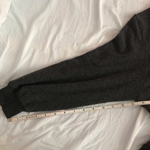 Shortened sleeve Wildfox candy corn jumper - Picture 5 of 10